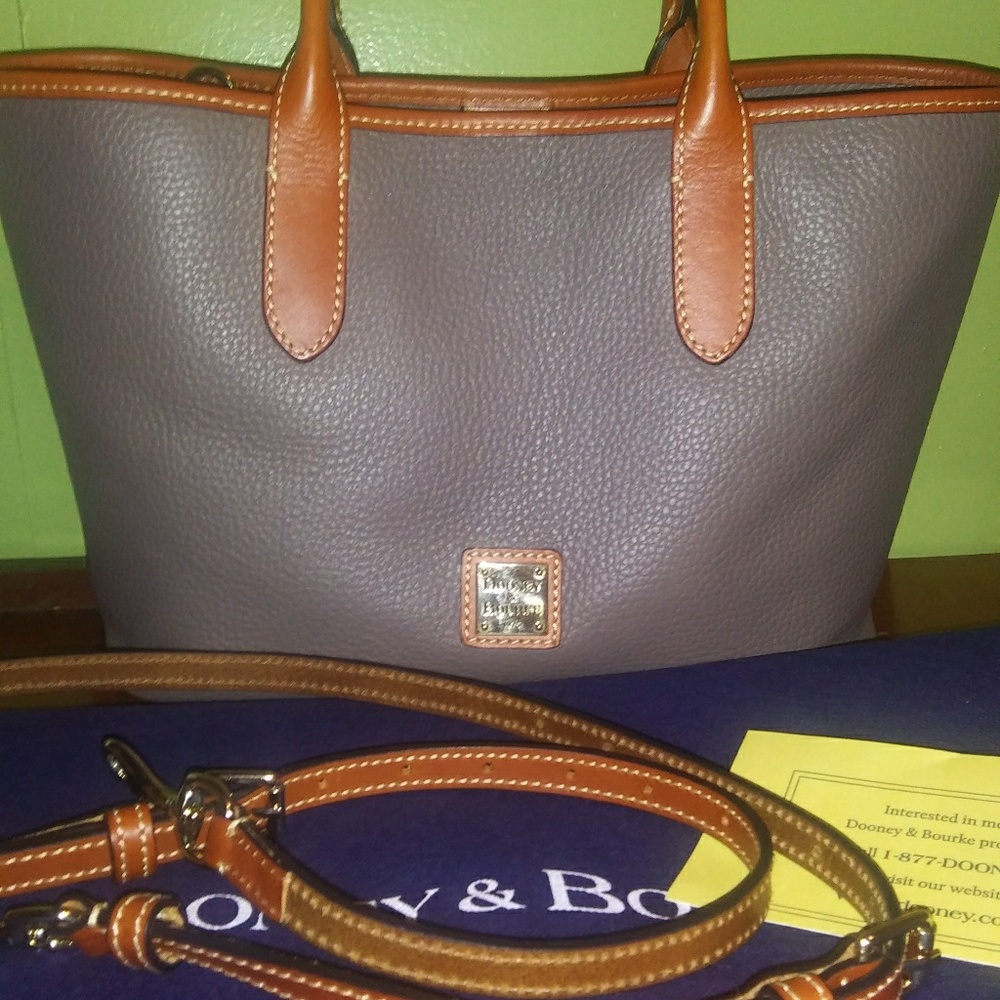Dooney & Bourke